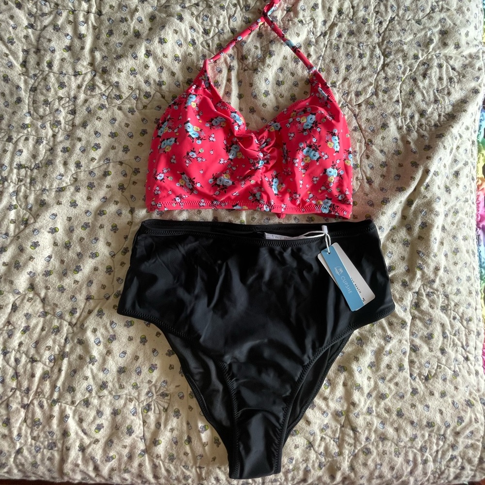 Cupshe bikini NWT